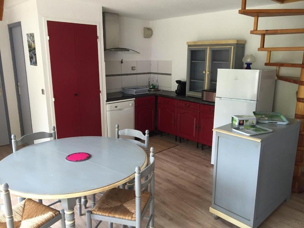 Appartement Sur Le Bord Du Lac De Fabreges Laruns Bagian luar foto